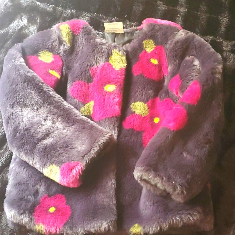 Girl Faux Fur Coat w/ Flower Detail